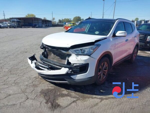 2016 Hyundai SantaFe White - KMHSW81UBGU629274