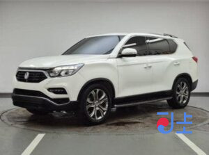 2017 SsangYong Rexton G4 White - KPBGA2AE1JP017940