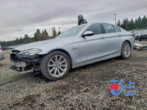 2014 BMW 5-Series 520d xDrive Silver — WBA5E710XFGK09693