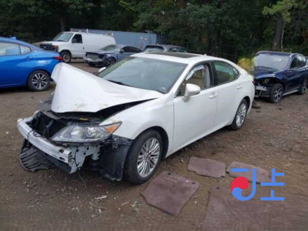 2014 Lexus ES300H White — JTHBW1GG3F2090594