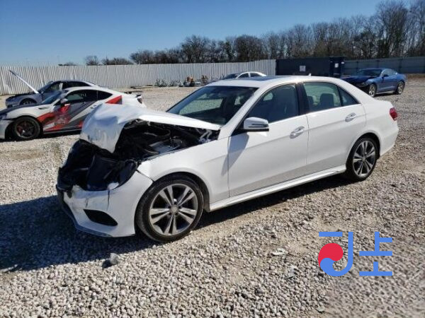 2016 Mercedes-Benz E300 White — WDDZF4JB1HA034201