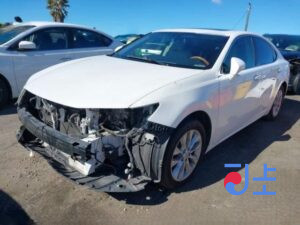 2014 Lexus ES300H White — JTHBW1GG8E2058920