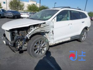 2018 Hyundai SantaFe White - KMHS281BBKU065172