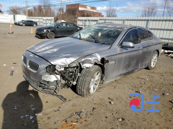 2014 BMW 5-Series 520d Gray — WBA5E5108FG056316