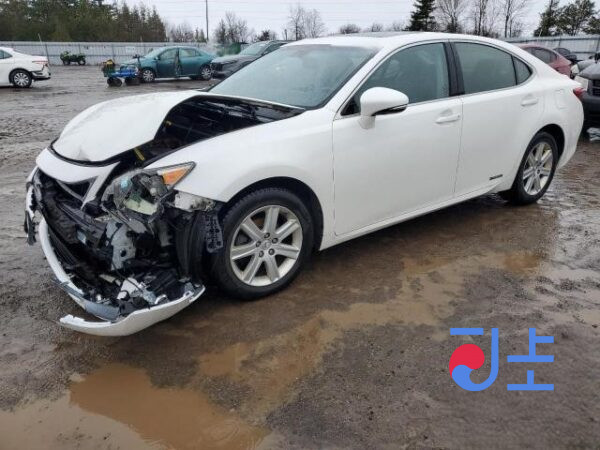 2014 Lexus ES300H White — JTHBW1GG2E2065619
