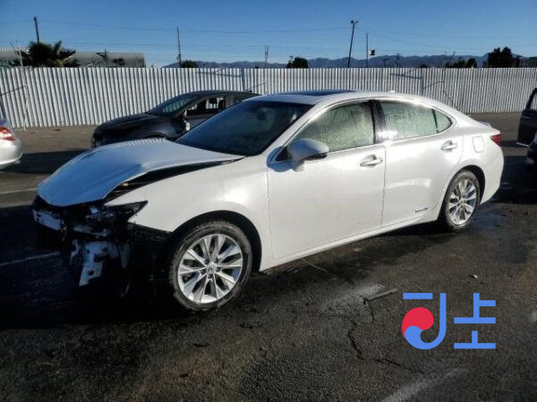 2015 Lexus ES300H White — JTHBW1GG8G2111182