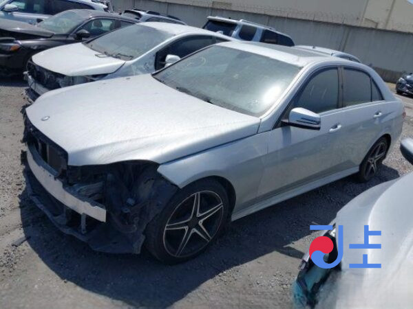 2015 Mercedes-Benz E300 4Matic Silver — WDDHF8BB2FB164013