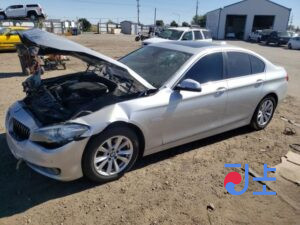 2015 BMW 5-Series 520d Silver — WBA5E5106GG067297