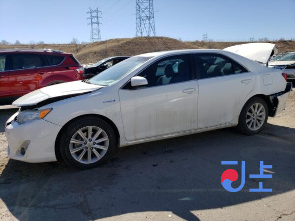 2014 Toyota Camry Hybrid White — 4T1BD1FK7EU107635