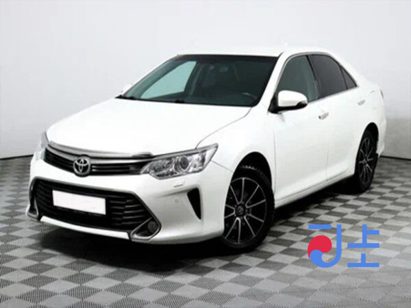 2016 Toyota Camry Hybrid White — AVV50-1055926