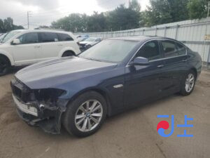 2015 BMW 5-Series 520d xDrive Blue — WBA5E7109FG154895