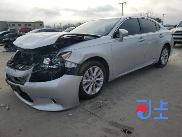 2014 Lexus ES300H Silver — JTHBW1GG0E2072066