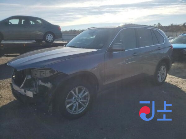 2015 BMW X5 xDrive30d Gray — WBAKS4108F0H68844