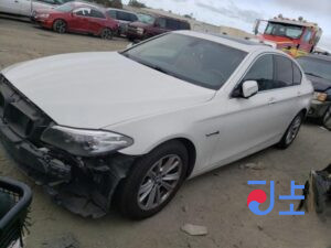 2015 BMW 5-Series 520d White — WBA5E5100FG057055
