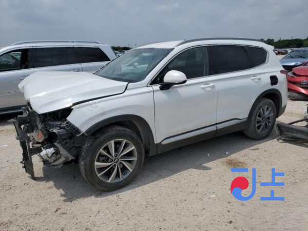 2018 Hyundai Santa Fe White - KMHS381CBKU040434