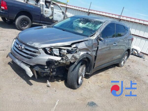 2017 Hyundai SantaFe Gray - KMHSW81UDJU817856