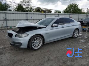 2015 BMW 5-Series 520d xDrive Silver — WBA5E710XFD675688