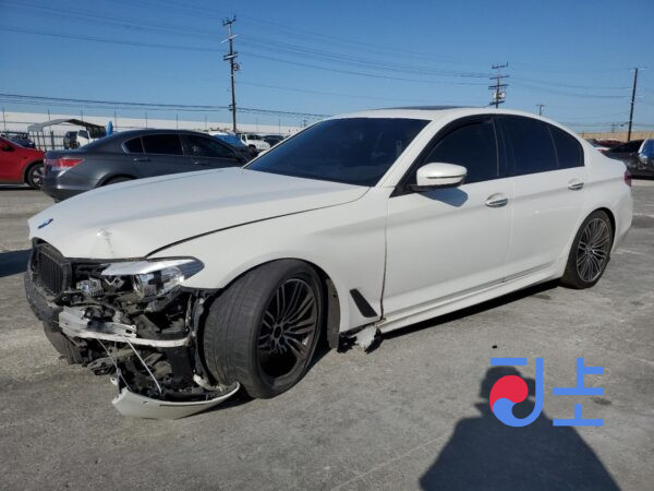 2017 BMW 5-Series 520d White — WBAJC3109HG922391