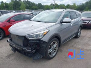 2017 Hyundai SantaFe Silver - KMHSW81UDJU812389