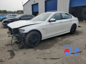 2016 BMW 5-Series 520d White — WBA5E510XGG201938