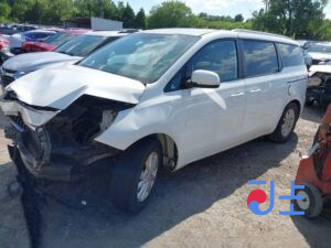 2016 Kia Carnival White - KNAMB81ABHS301762