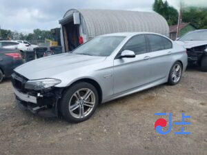 2015 BMW 5-Series 520d xDrive Silver — WBA5E7105GG156919