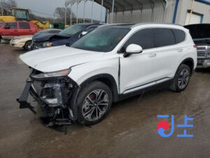2018 Hyundai Santa Fe White - KMHS581ADKU168148