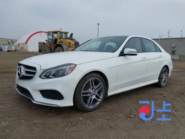 2015 Mercedes Benz E Class E220 White - WDDHF0CB4FB112351