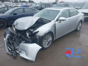 2014 Lexus ES300H Silver — JTHBW1GG8E2070355