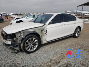 2016 BMW 5-Series 520d White — WBA5E5108GG209665