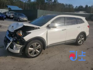 2015 Hyundai SantaFe White - KMHSW81UBGU560486