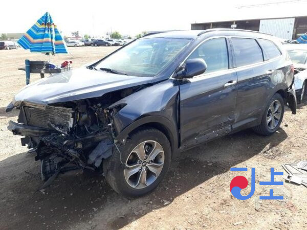 2016 Hyundai SantaFe Gray - KMHSW81UBGU642819