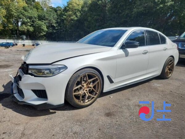 2017 BMW 5-Series 520d White — WBAJC310XJWB78864