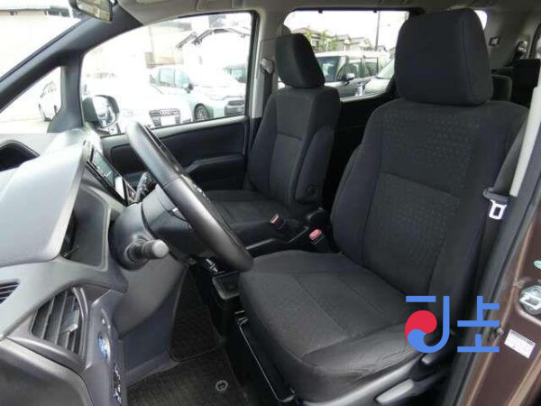 2015 Toyota Noah Brown — ZRR85-0005651 - Image 6