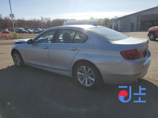 2014 BMW 5-Series 520d Silver — WBA5E5103FG056143 - Image 3