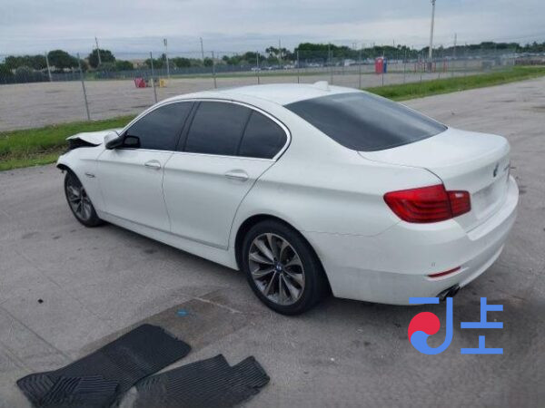2016 BMW 5-Series 520d xDrive White — WBA5E7102GG564715 - Image 3