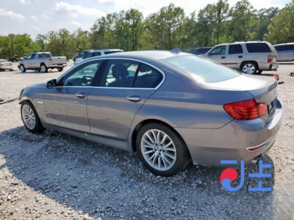 2015 BMW 5-Series 520d xDrive Gray — WBA5E7108GG157157 - Image 3