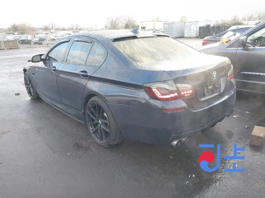 2015 BMW 5-Series 520d xDrive Dark Blue — WBA5E7101FD676468 - Image 3