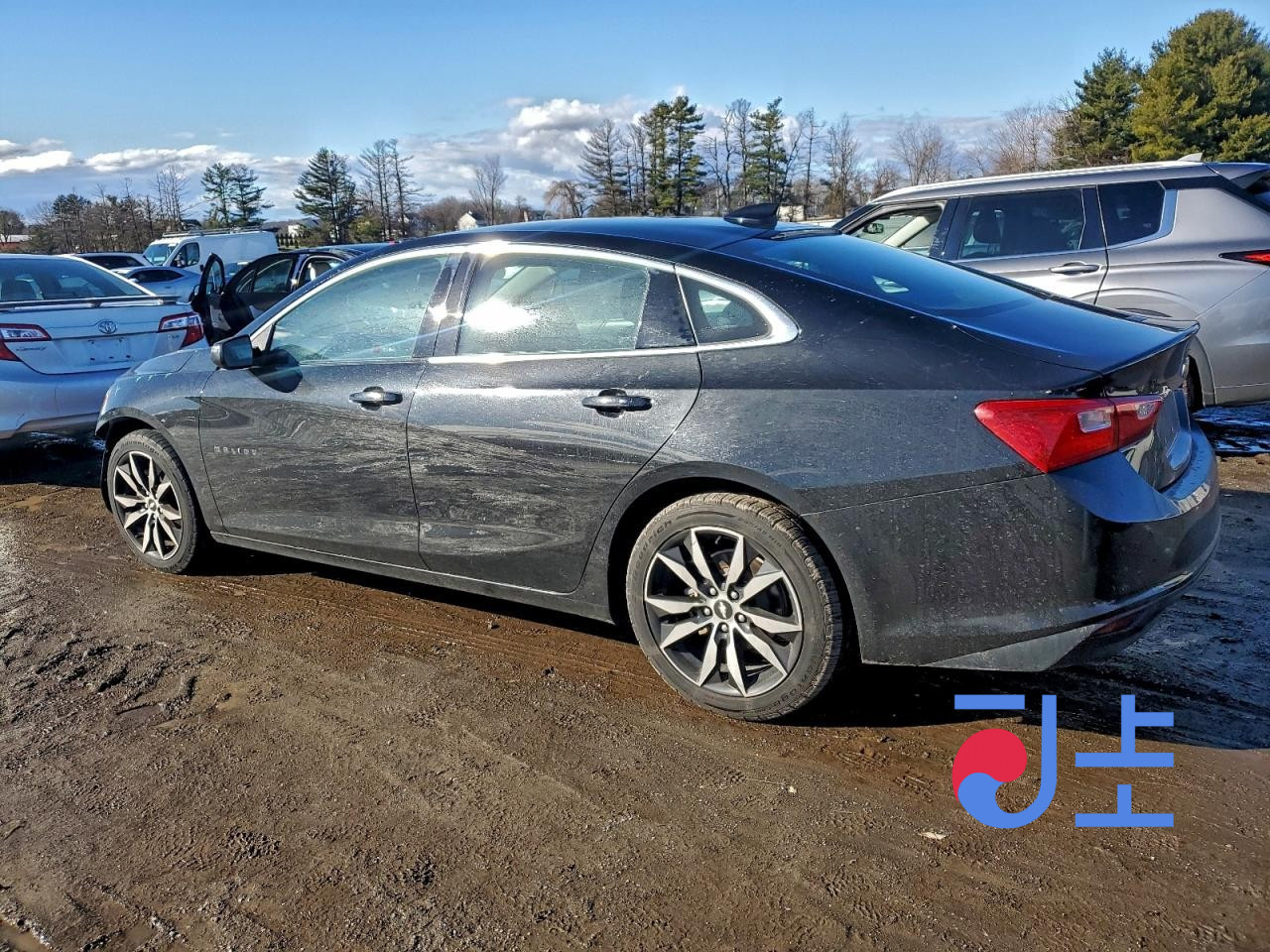 2017 Chevrolet Malibu Black — KLAZA69SDHB747766 - Image 3