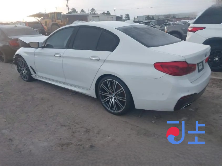 2018 BMW 5-Series 520d White — WBAJC3104JWE63348 - Image 3