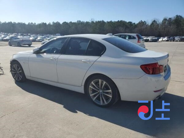 2014 BMW 5-Series 520d White — WBA5E5102FG059910 - Image 3