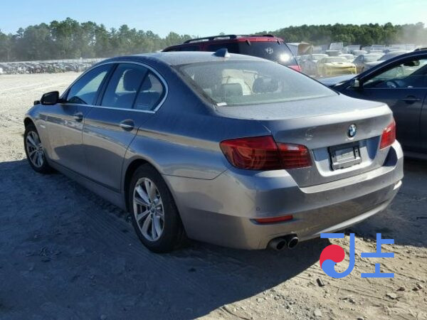 2015 BMW 5-Series 520d xDrive Gray — WBA5E7106GG159277 - Image 3