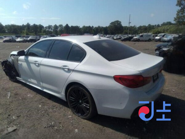 2017 BMW 5-Series 520d White — WBAJC310XHG924425 - Image 3
