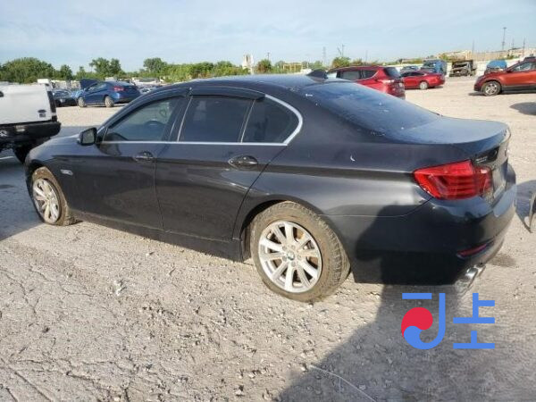 2014 BMW 5-Series 520d xDrive Gray — WBA5E7106FGK09402 - Image 3