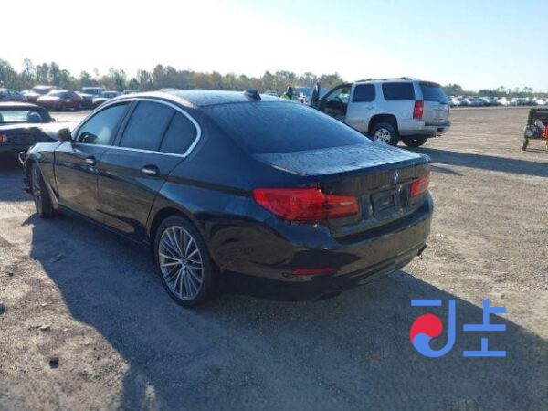2017 BMW 5-Series 520d xDrive Black — WBAJC510XJG861280 - Image 3