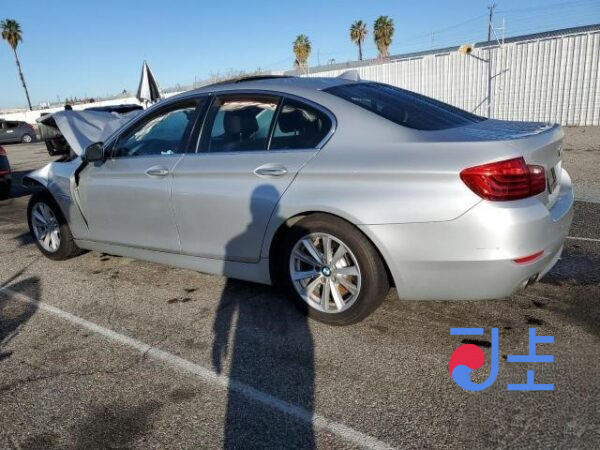 2015 BMW 5-Series 520d xDrive Silver — WBA5E7104FG154349 - Image 3