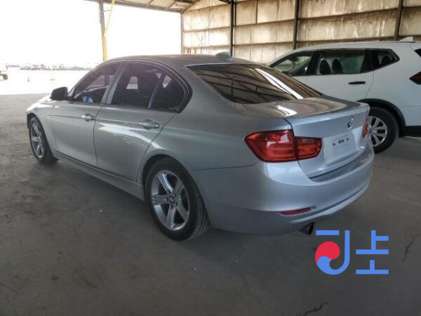 2014 BMW 320d xDrive Silver — WBA3D5104EF704829 - Image 3