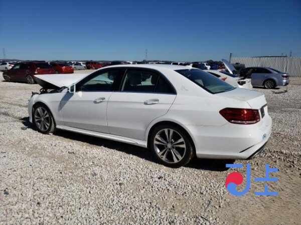 2016 Mercedes-Benz E300 White — WDDZF4JB1HA034201 - Image 3