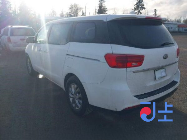 2019 Kia Carnival White - KNAME81ABKS567350 - Image 3