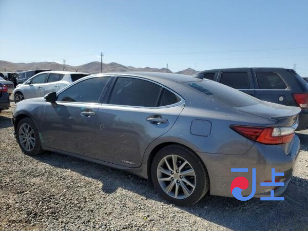 2016 Lexus ES300H Silver — JTHBW1GGXH2134058 - Image 3
